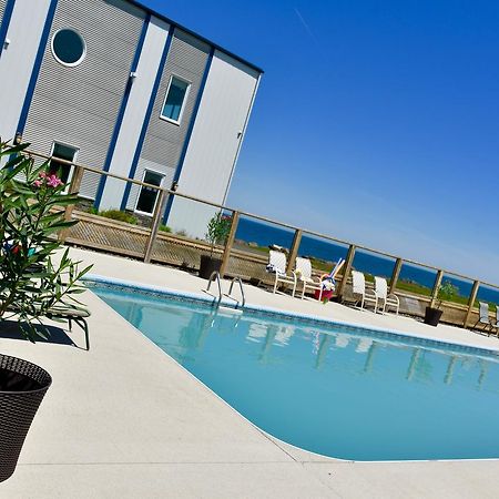 Bower On Cap Bimet Bower Hotels & Suites Grand Barachois エクステリア 写真