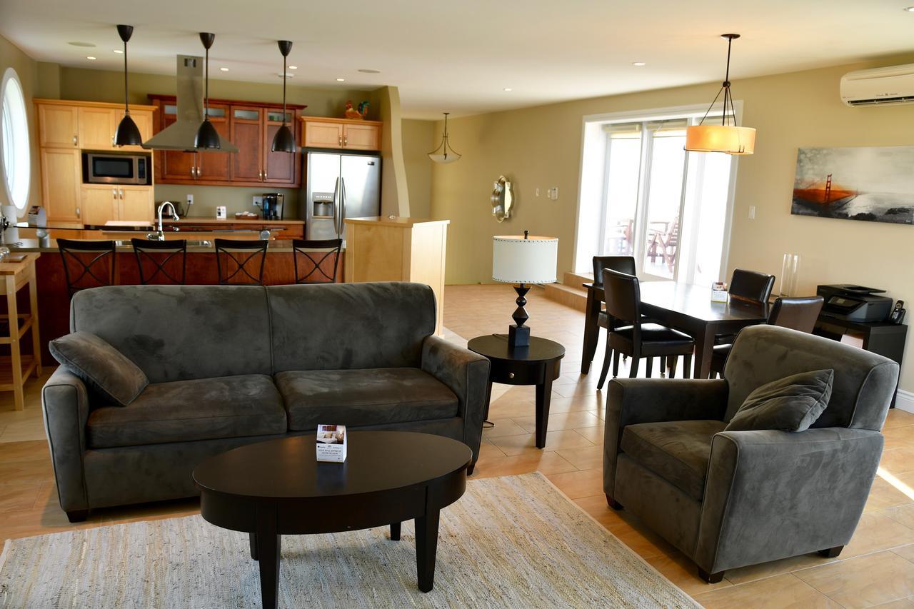 Bower On Cap Bimet Bower Hotels & Suites Grand Barachois エクステリア 写真