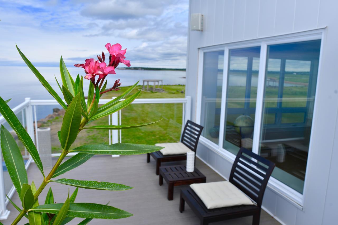 Bower On Cap Bimet Bower Hotels & Suites Grand Barachois エクステリア 写真